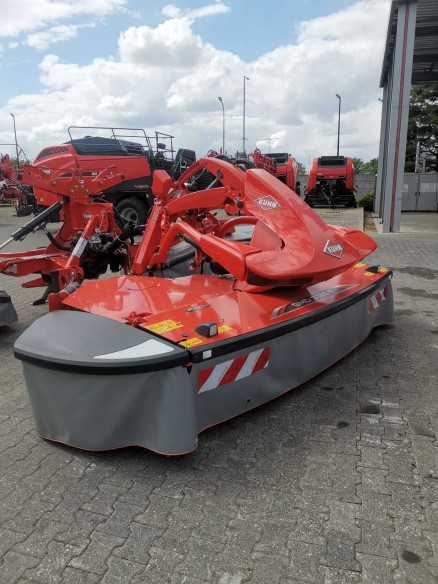 Zestaw kosiarek KUHN GMD 3125F-FF + GMD 8730-FF