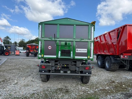 Przyczepa rolnicza SPP14W UMEGA AGRO