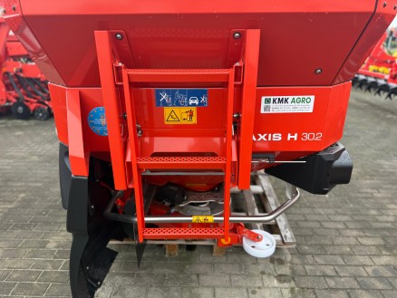 ROLNICTWO 4.0 Rozsiewacz nawozu RAUCH AXIS 30.2 H EMC W ISOBUS