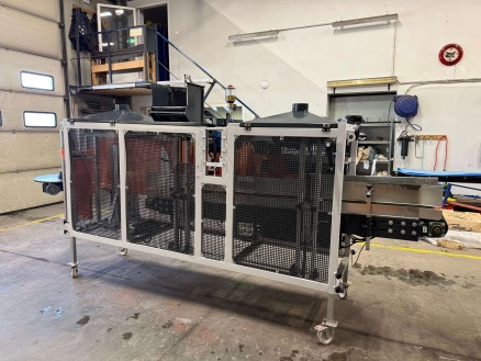 Raszlownica KMK R1 z przenośnikiem poprzecznym KMK P200/30/WR30