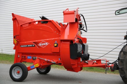 Ścielarka półzawieszana KUHN PRIMOR 2060M
