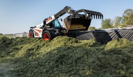 TLS-TL38.70HF R-series-bucket grapple-agriculture-210421-action_19 TLS-TL38.70HF R-series-bucket grapple-agriculture-210421-action_19
