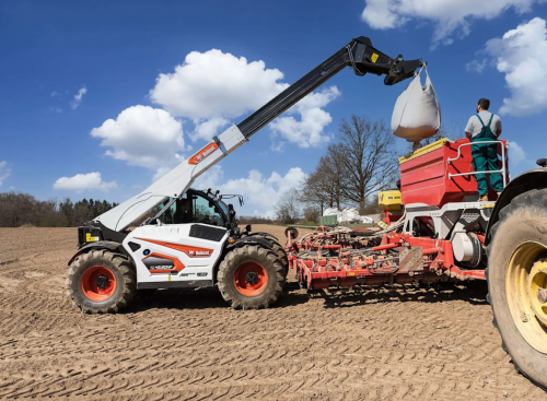 Ładowarka teleskopowa-TL43.80-HF-V-DRIVE-Bobcat-KMK-Agro11